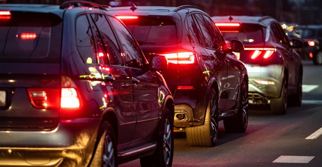 Busy street brake lights. Photo ID 233946531 © Askoldsb | Dreamstime.com